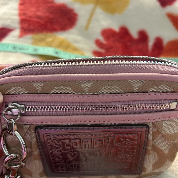 Coach Poppy Beige and Pink Wristlet - Picture 6 of 7